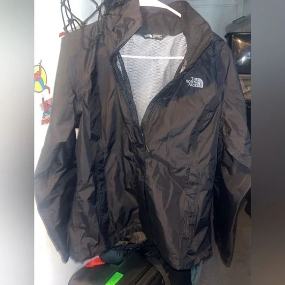 Northface rain coat NEW - Picture 1 of 3